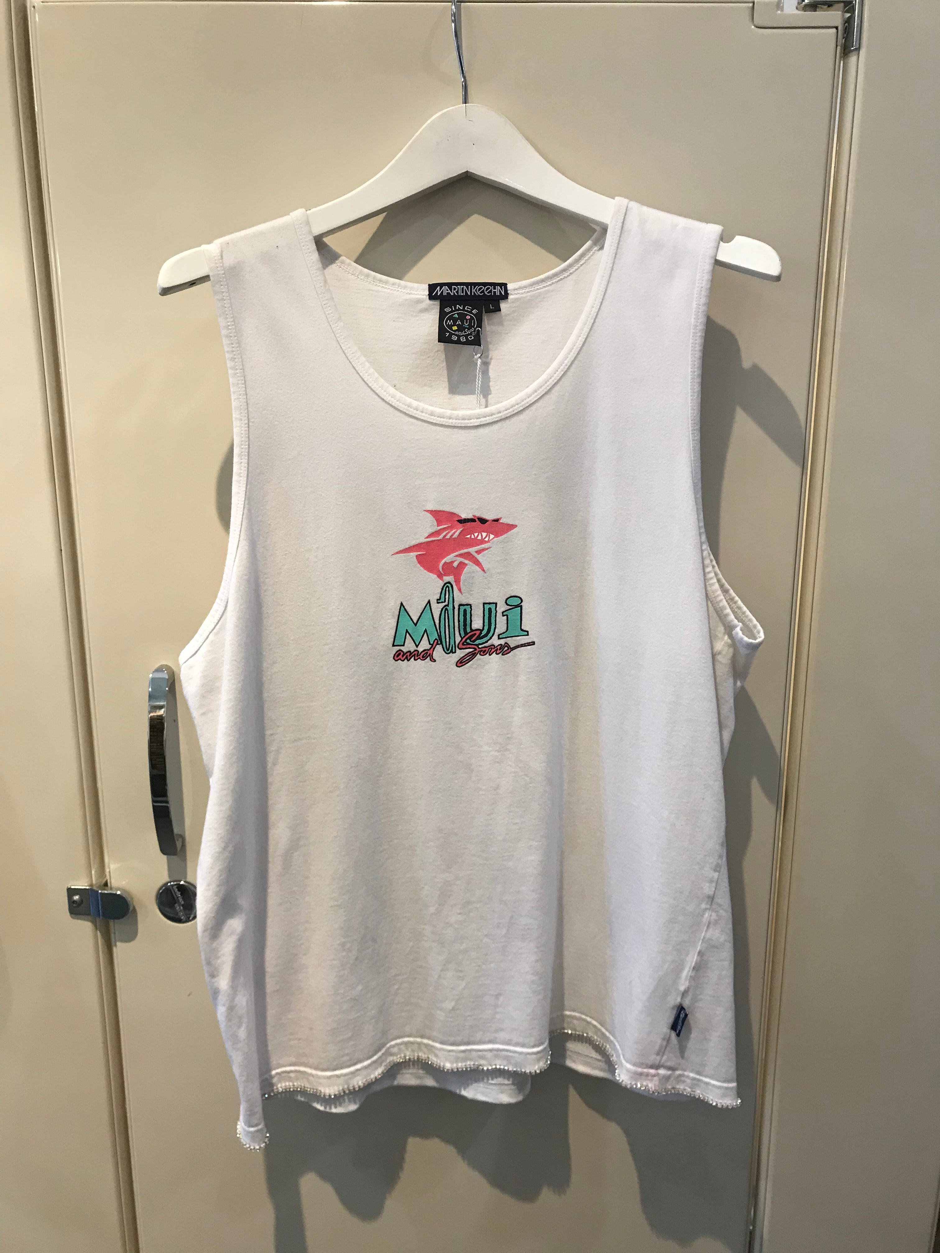 Maui & Sons 90’S Miami Shark Diamante Tanktop
