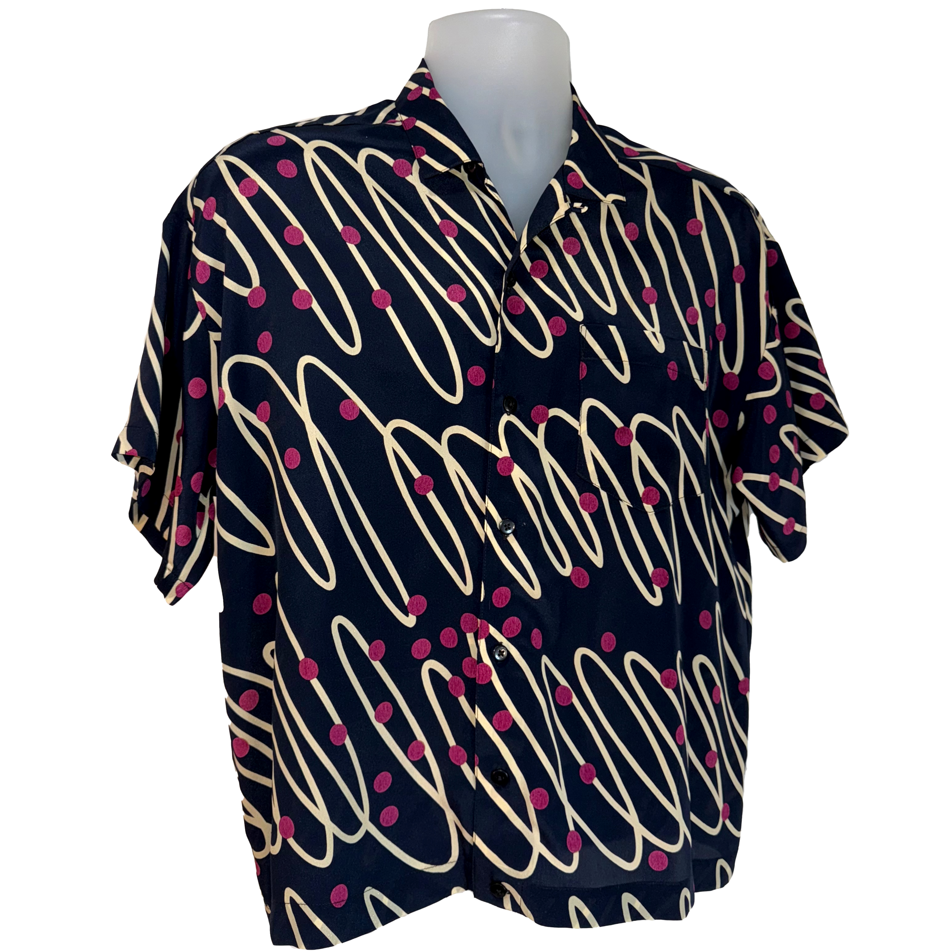 Short-sleeve shirt with a pattern on a mannequin against a white background